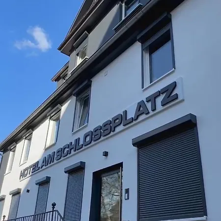 Am Schlossplatz Hotel 4*