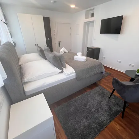 Am Schlossplatz Szálloda Hechingen